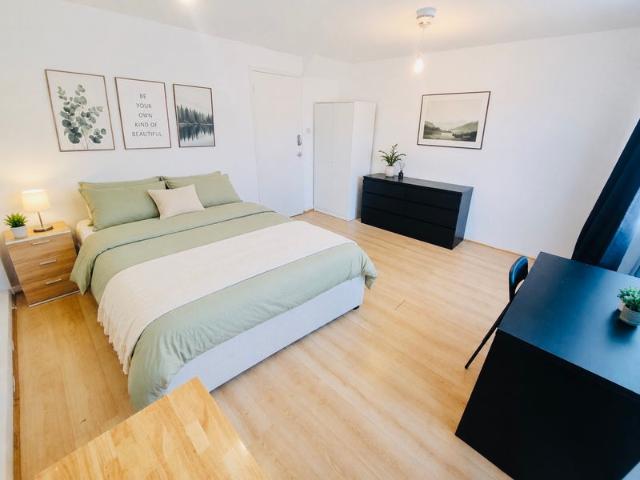 Apartment for rent in Old Ford, Bow