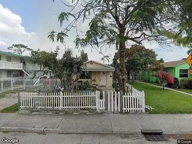 House for rent in Lake Worth