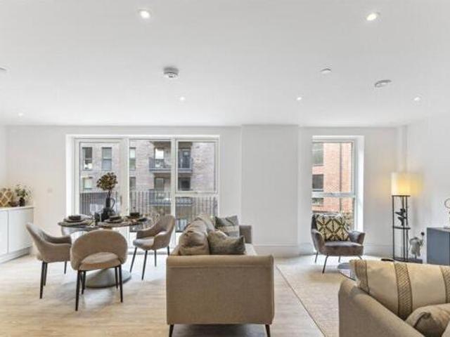 House for sale in Feckenham, City Of Bristol
