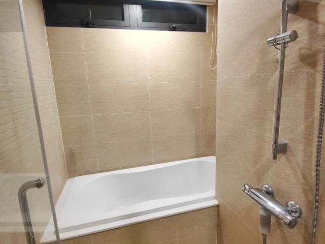Căn hộ bán tại Hoàn Kiếm, Hà Nội