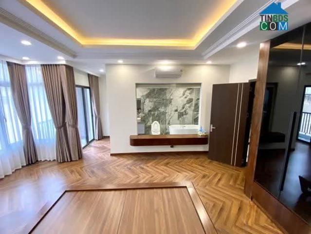 Nhà mặt phố bán tại Hoàn Kiếm, Hà Nội