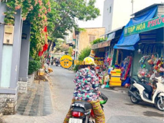 Phòng bán
