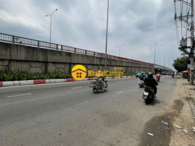 Nhà mặt phố bán