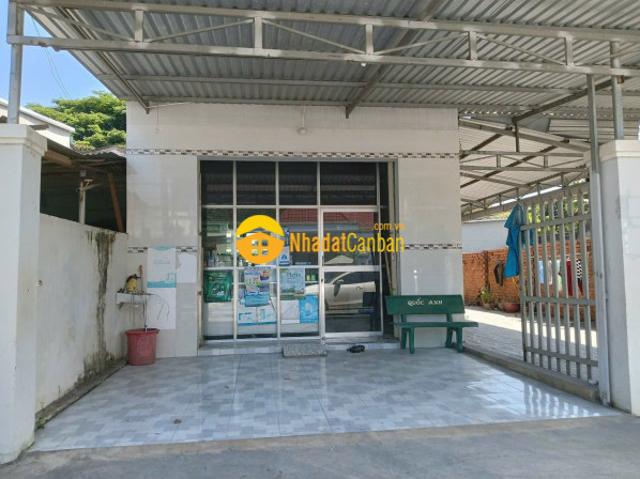 Nhà mặt phố bán