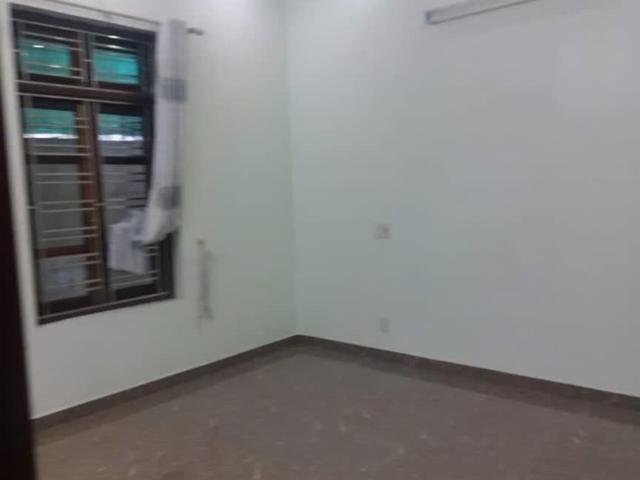 Nhà mặt phố bán