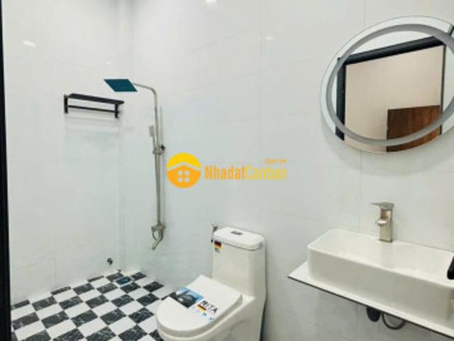 Nhà mặt phố bán