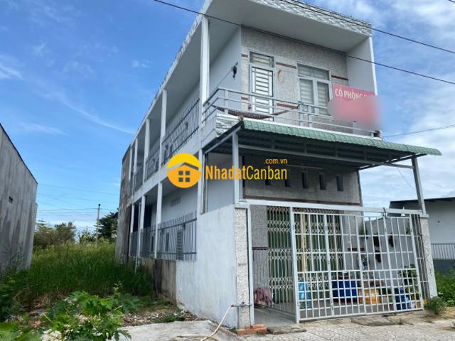 Nhà mặt phố bán
