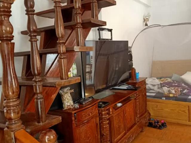 Nhà mặt phố bán