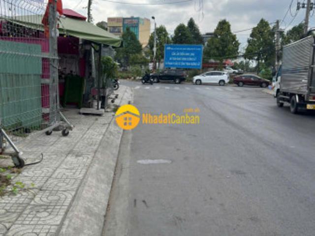 Mặt bằng bán