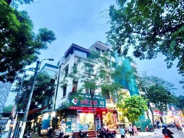 Nhà mặt phố bán tại Hoàn Kiếm, Hà Nội
