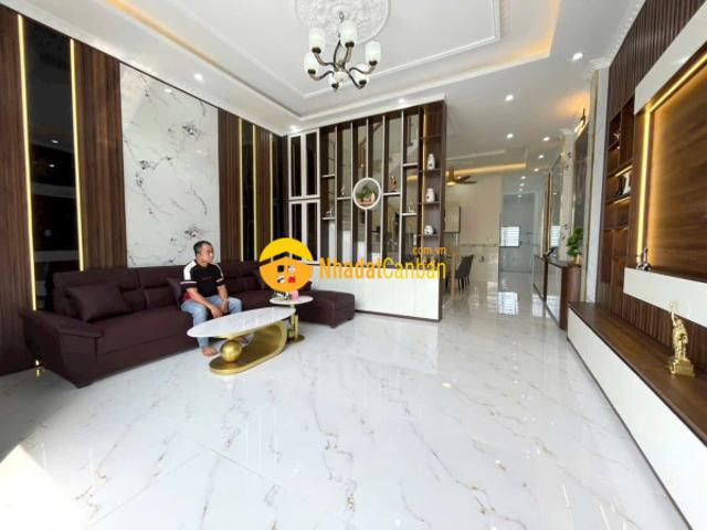 Nhà mặt phố bán