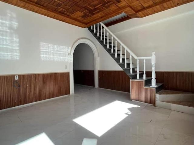 Nhà mặt phố bán tại Lâm Đồng