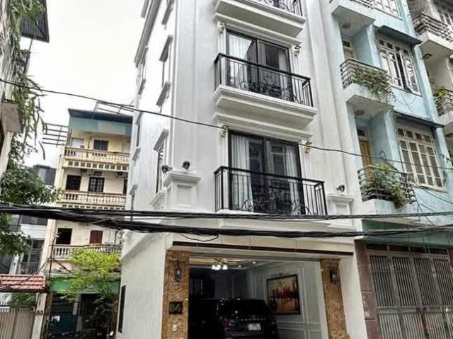 Biệt Thự bán tại Hoàn Kiếm, Hà Nội