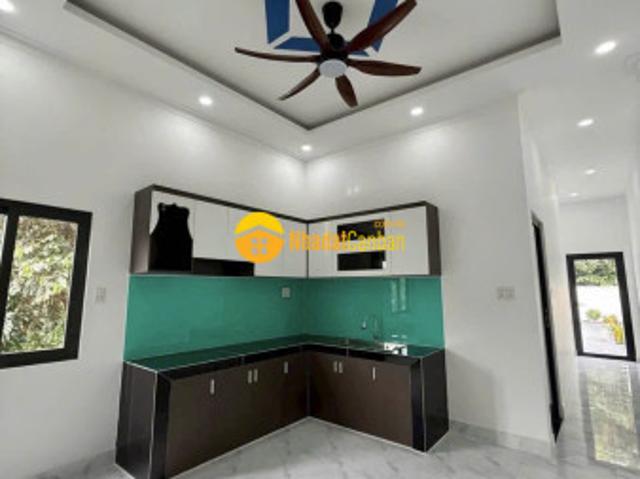 Nhà mặt phố bán