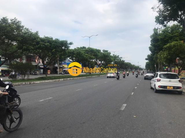 Nhà mặt phố bán