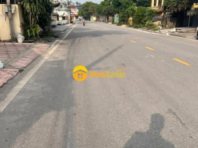 Nhà mặt phố bán