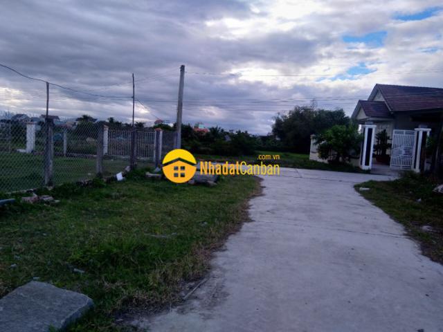 Mặt bằng bán