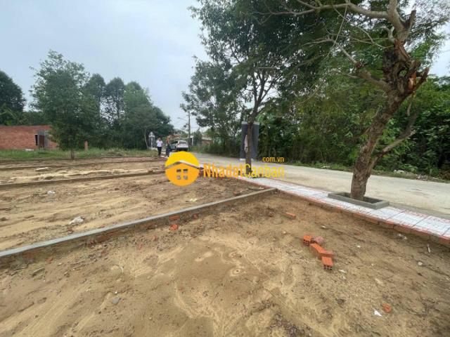 Mặt bằng bán