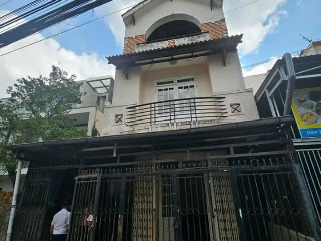 Nhà mặt phố bán