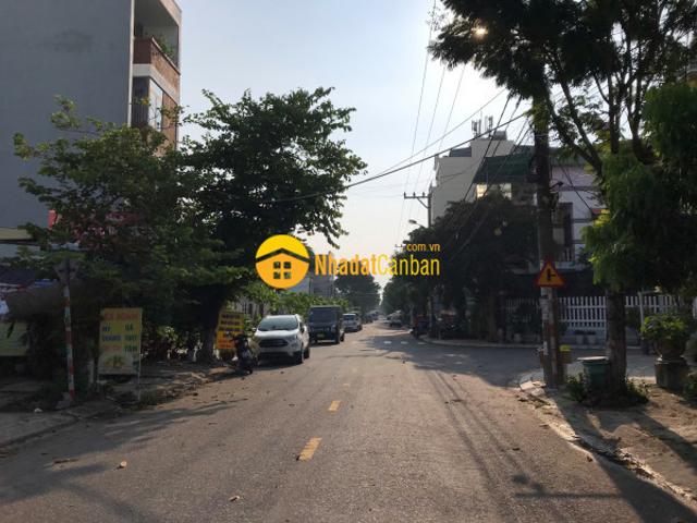 Nhà mặt phố bán
