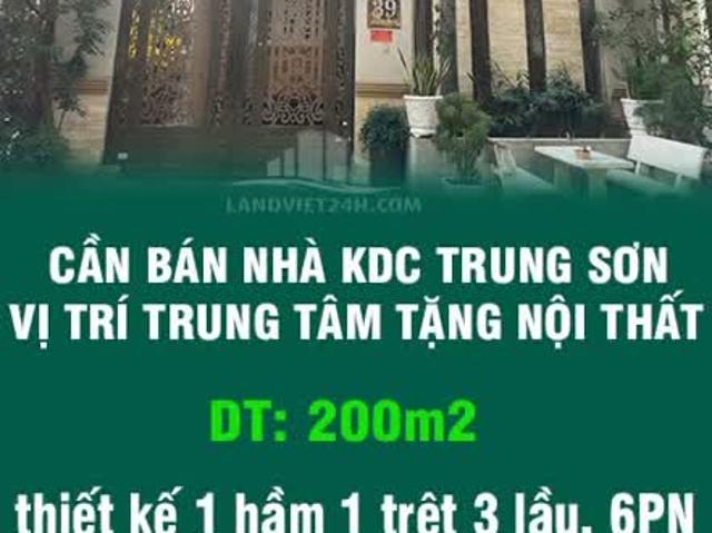 Nhà mặt phố bán tại Khuôn viên UBND Thành phố Hồ Chí Minh, Thành phố Hồ Chí Minh