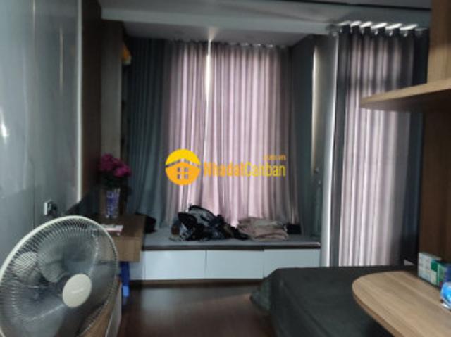 Nhà mặt phố bán