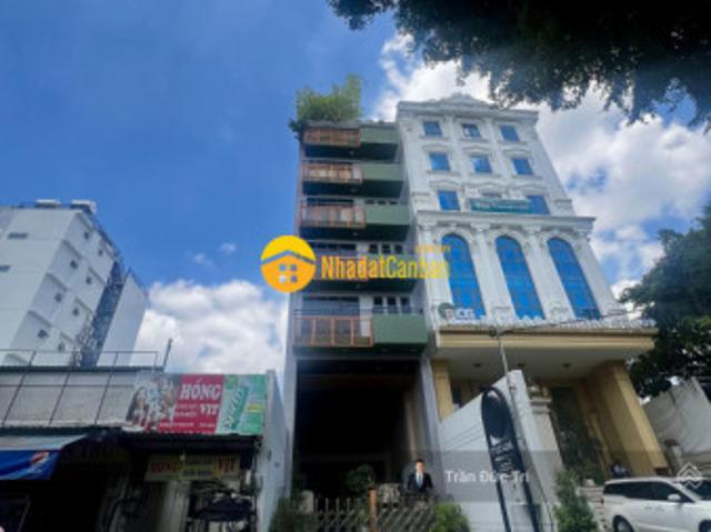 Nhà mặt phố bán