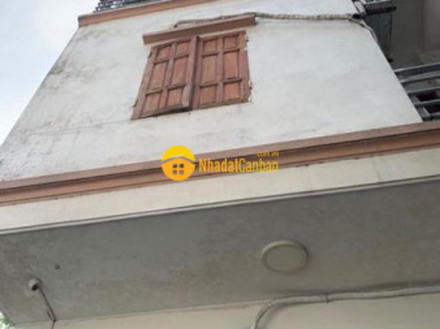 Nhà mặt phố bán