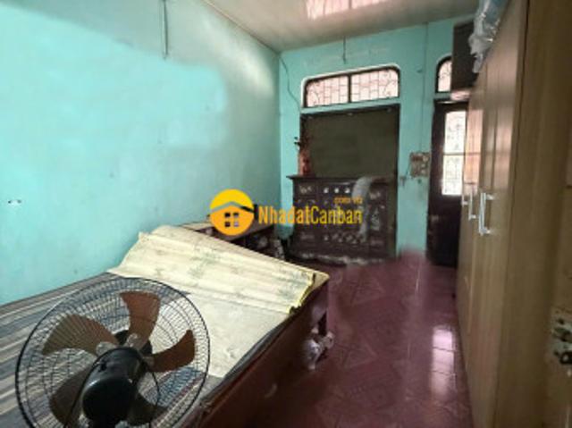 Nhà mặt phố bán