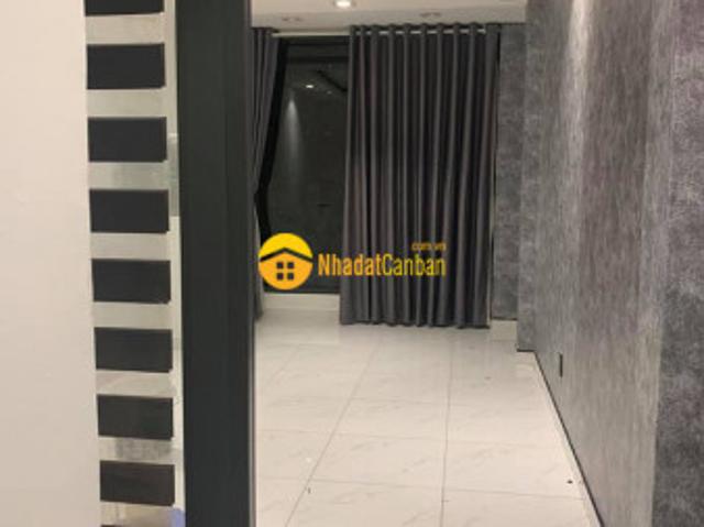 Nhà mặt phố bán