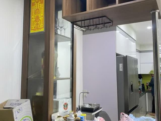 Nhà mặt phố bán