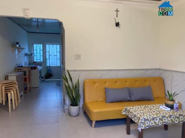 Nhà mặt phố bán