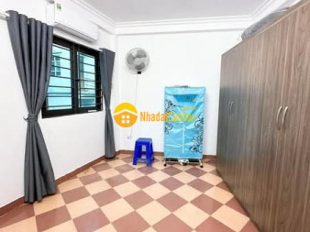 Nhà mặt phố bán