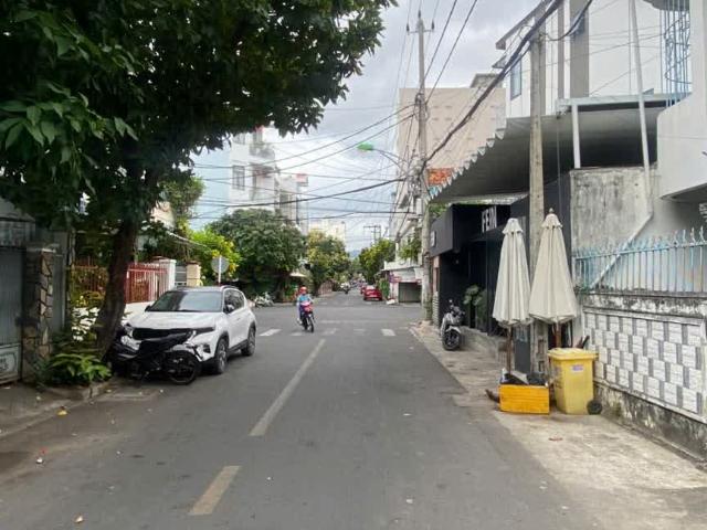 Nhà mặt phố bán tại Gia Lai