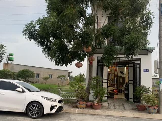Nhà mặt phố bán