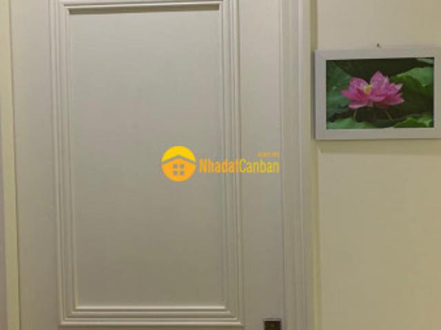 Nhà mặt phố bán