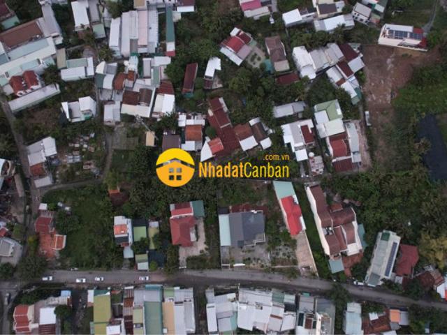 Mặt bằng bán