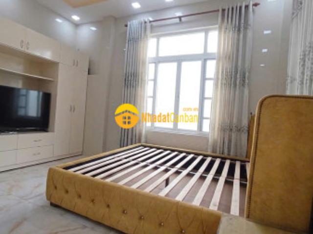 Nhà mặt phố bán