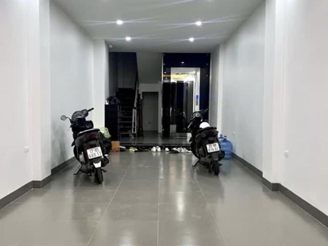 Nhà bán tại Hoàn Kiếm, Hà Nội