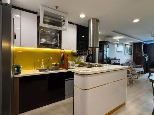 Căn hộ bán tại Hoàn Kiếm, Hà Nội