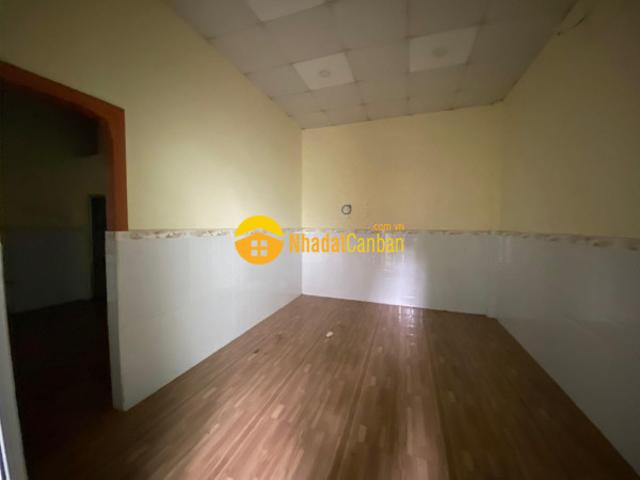 Nhà mặt phố bán