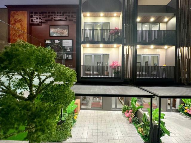 Nhà mặt phố bán