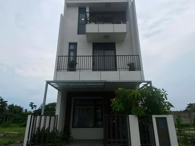 Nhà mặt phố bán