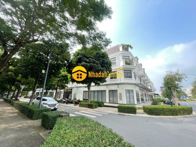 Nhà mặt phố bán tại Hồ Chí Minh