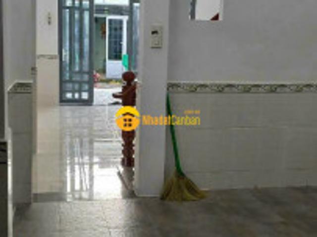 Nhà mặt phố bán