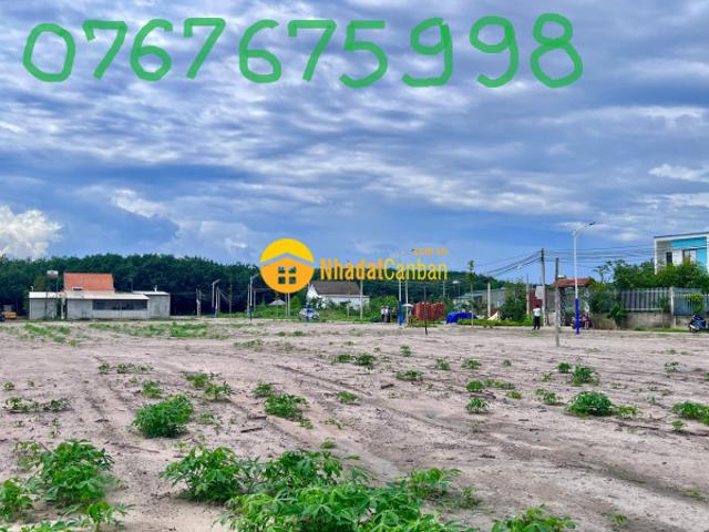 Mặt bằng bán