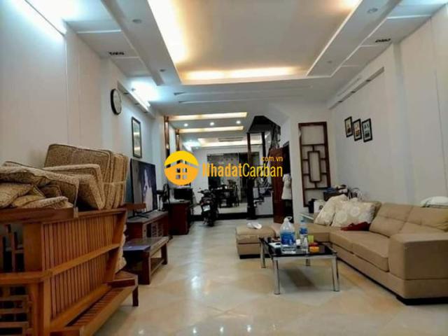 Nhà mặt phố bán