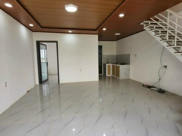 Nhà mặt phố bán