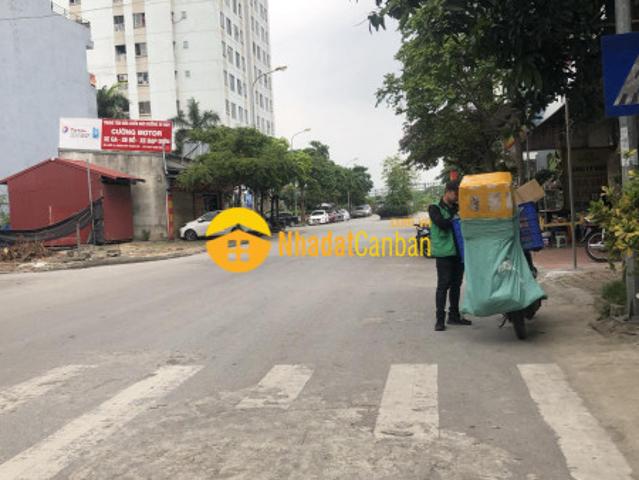 Nhà mặt phố bán