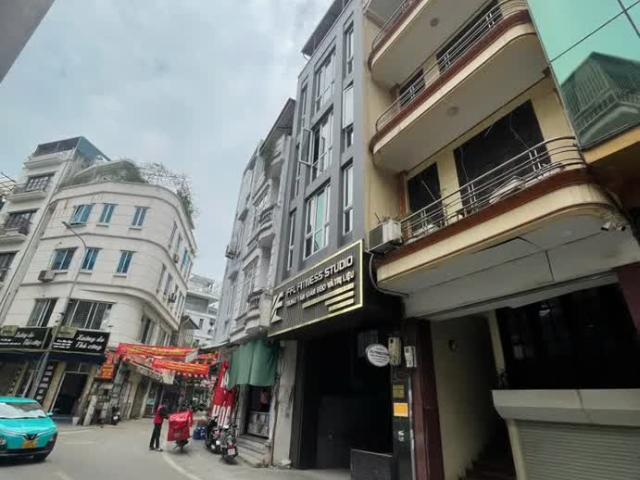 Nhà bán tại Hoàn Kiếm, Hà Nội